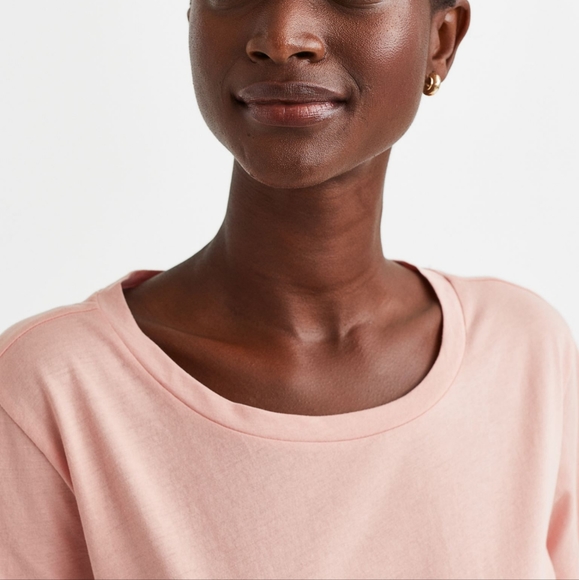 New with Tags Soft pink 100% cotton basic tee shirts - Picture 7 of 8